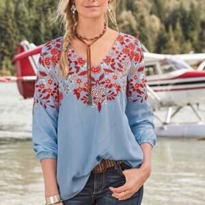 Sundance Embroidered V-Neck Size XS Floral Boho Western Blue Red 3/4 Sleeves
